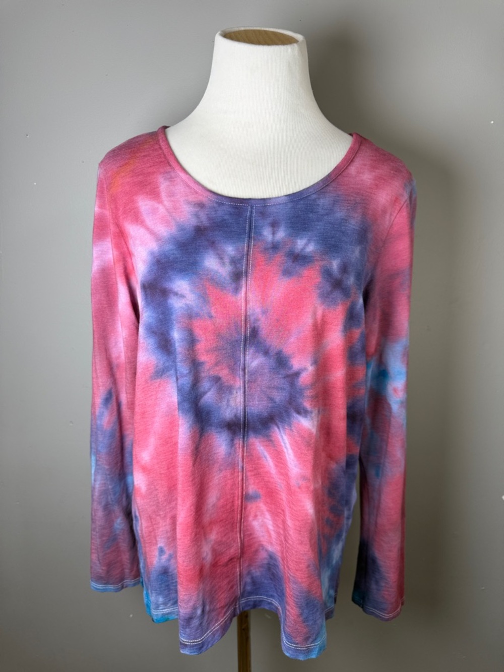 Tie-Dye Long Sleeve Scoop Neck Top - Pink & Purple